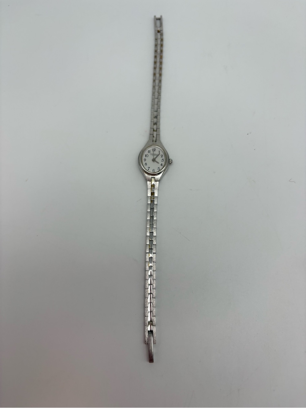 Vintage Womens’ Silver-tone Caravelle Bulova 
 W/ Oval Case